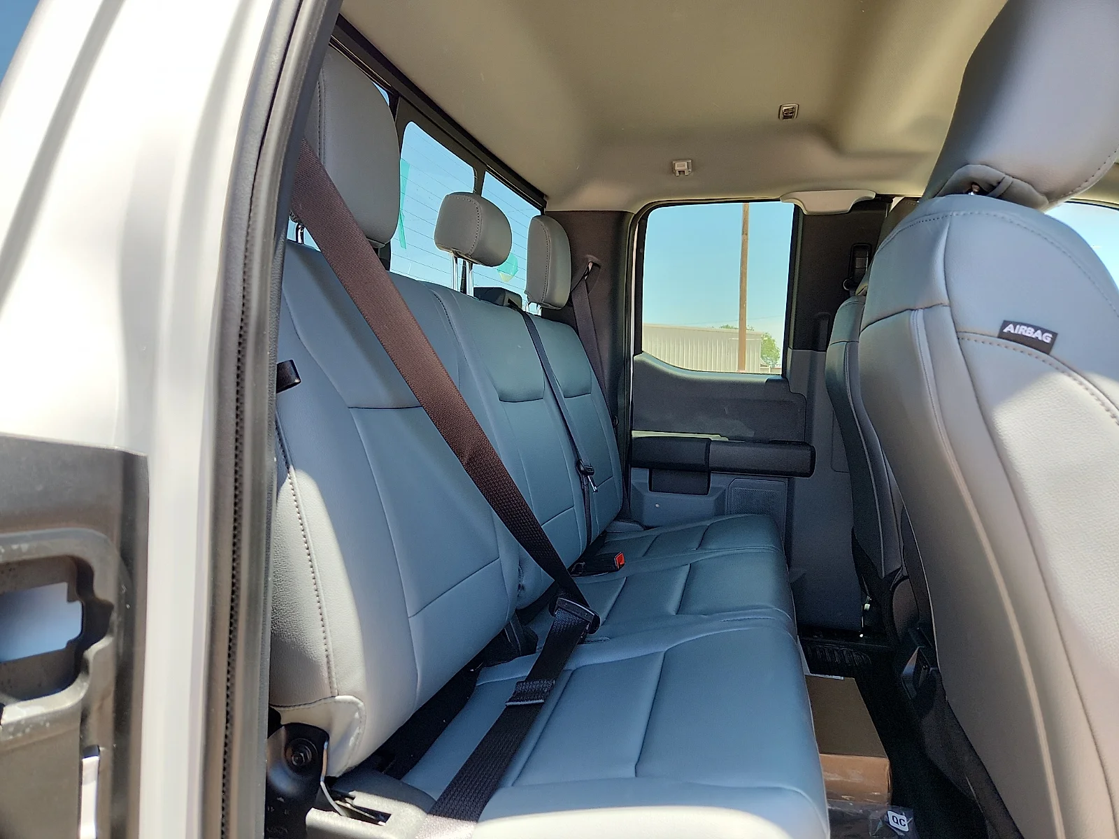 New 2026 Oxford White Ford F-350® XL image 19