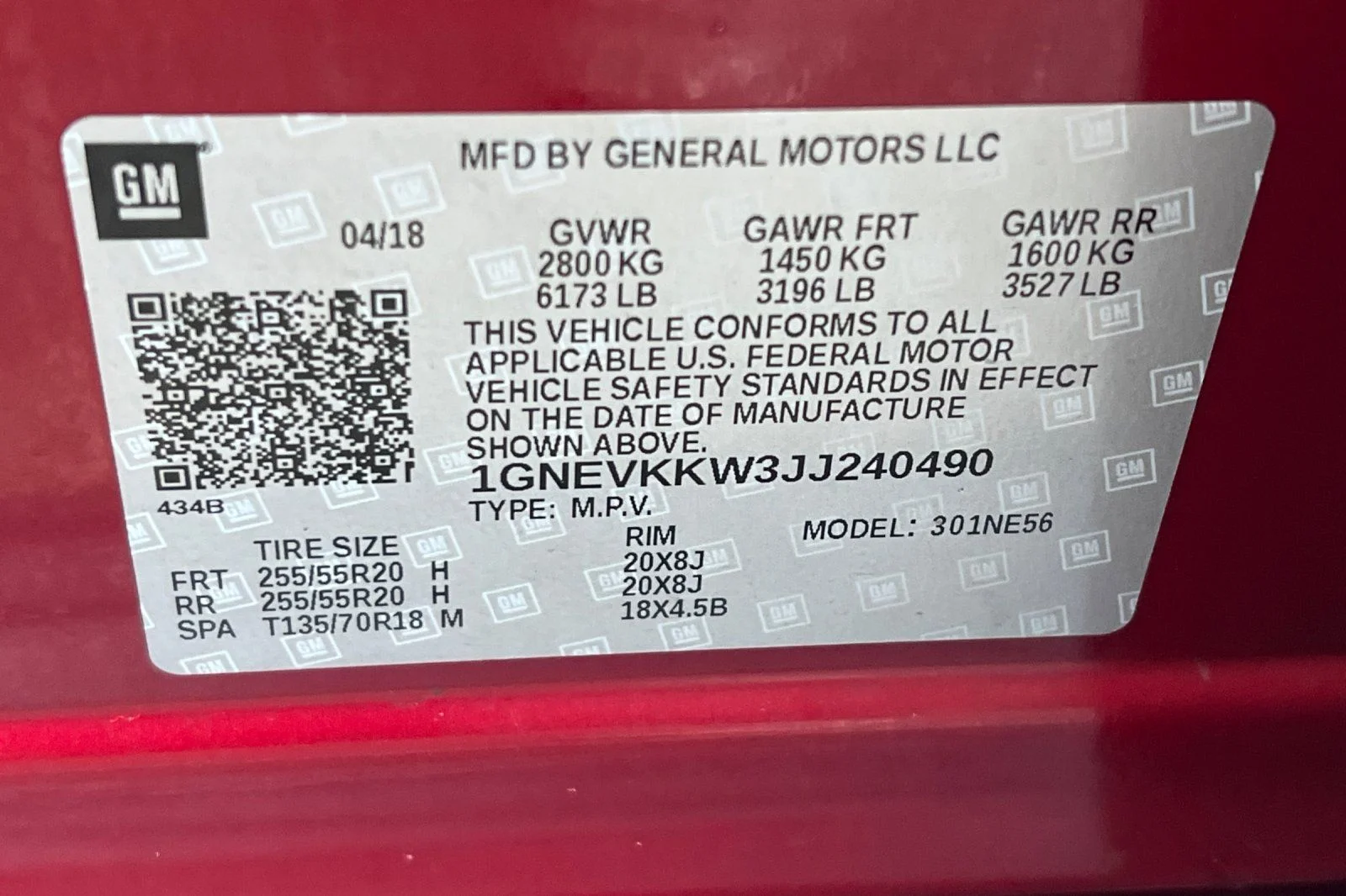 Used 2018 Red Chevrolet High Country image 32