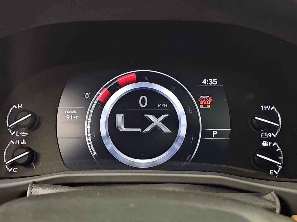 Used 2022 White Lexus 600 Premium image 22