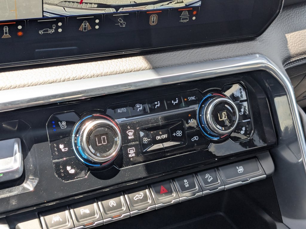 Used 2024 Downpour Metallic GMC Denali image 19