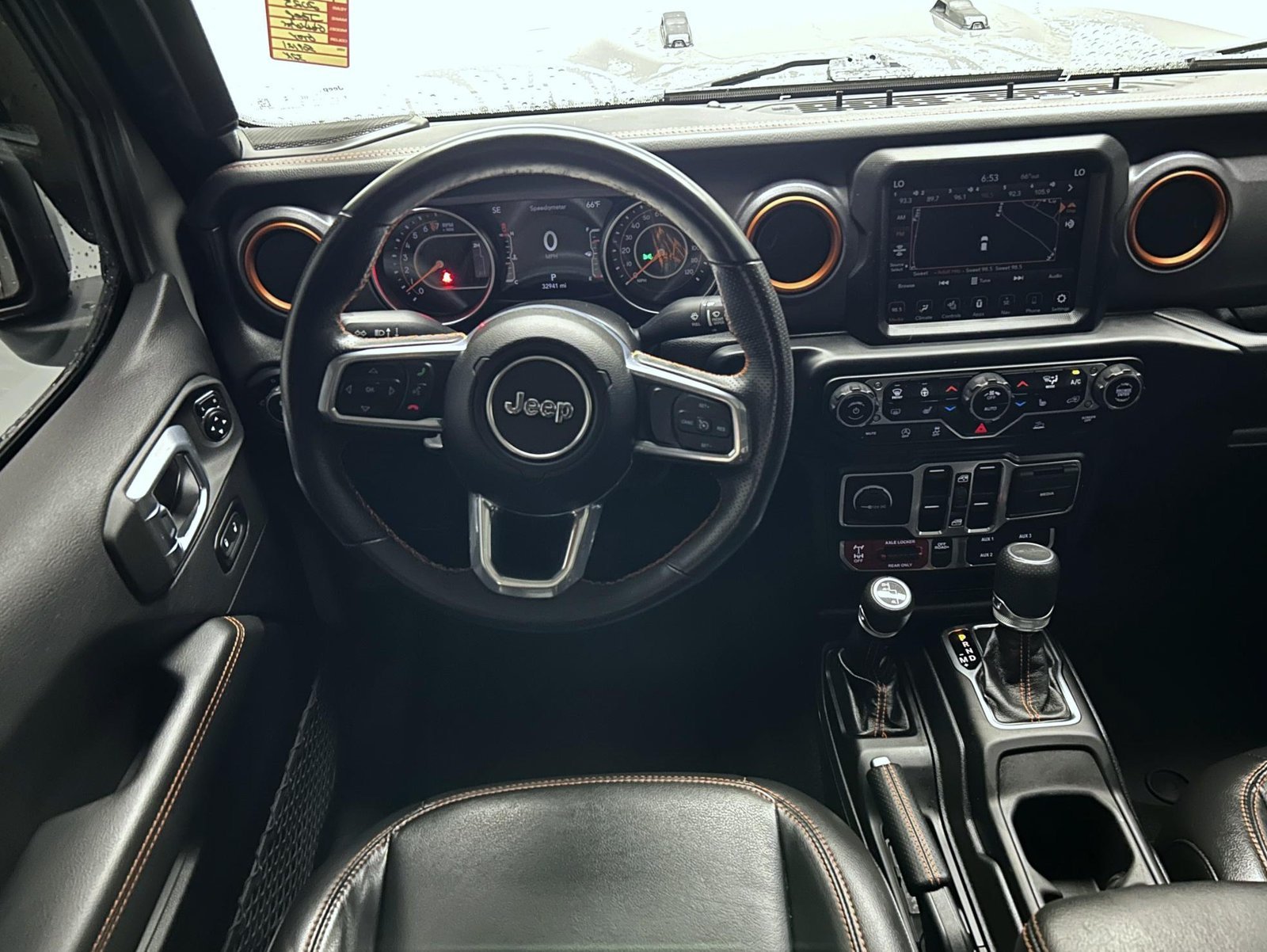 Used 2023 Gray Jeep Mojave image 14