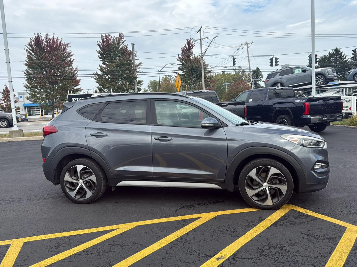 Used 2018 Hyundai Tucson Value with VIN KM8J3CA24JU647245 for sale in Getzville, NY