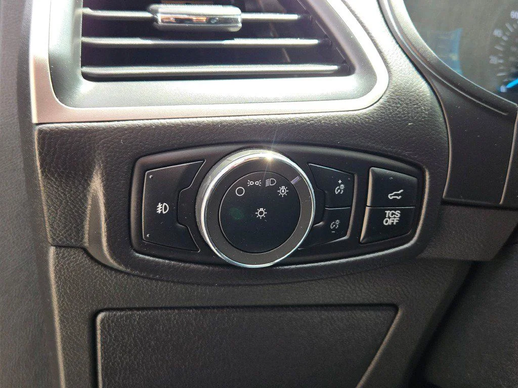 Certified Used 2024 Gray Ford SEL image 23
