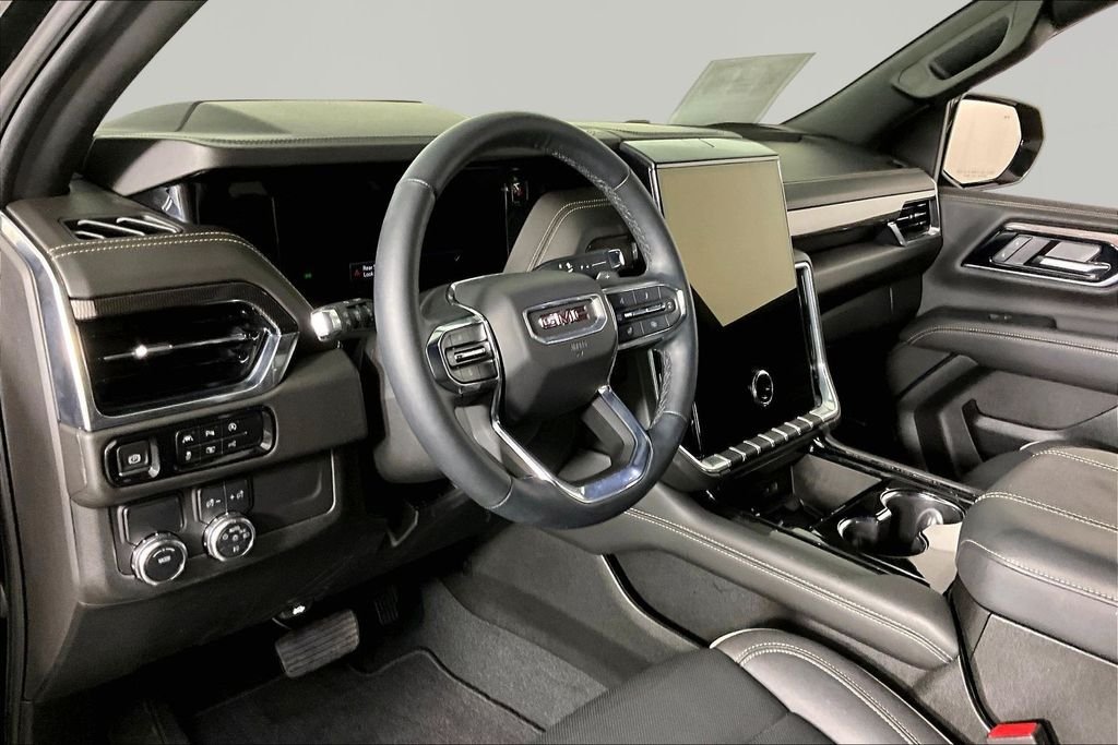 Used 2025 Black GMC Elevation image 16