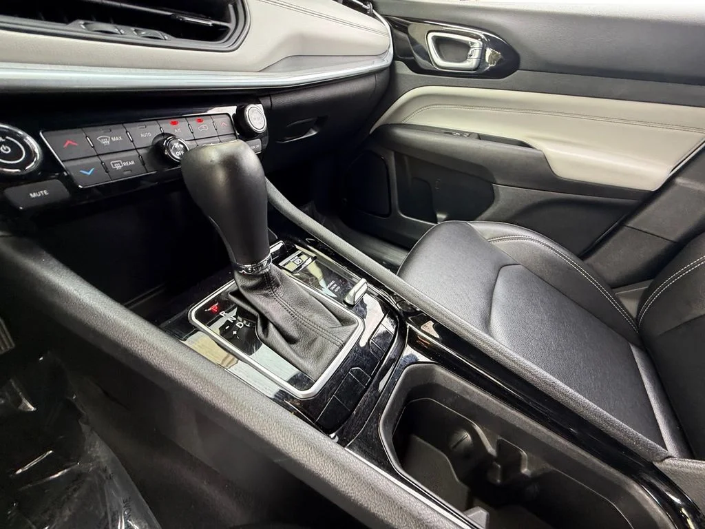 2025 Jeep Compass Limited - Photo 22
