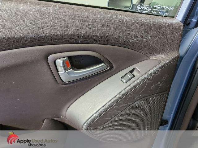 Used 2013 Blue Hyundai GLS image 24
