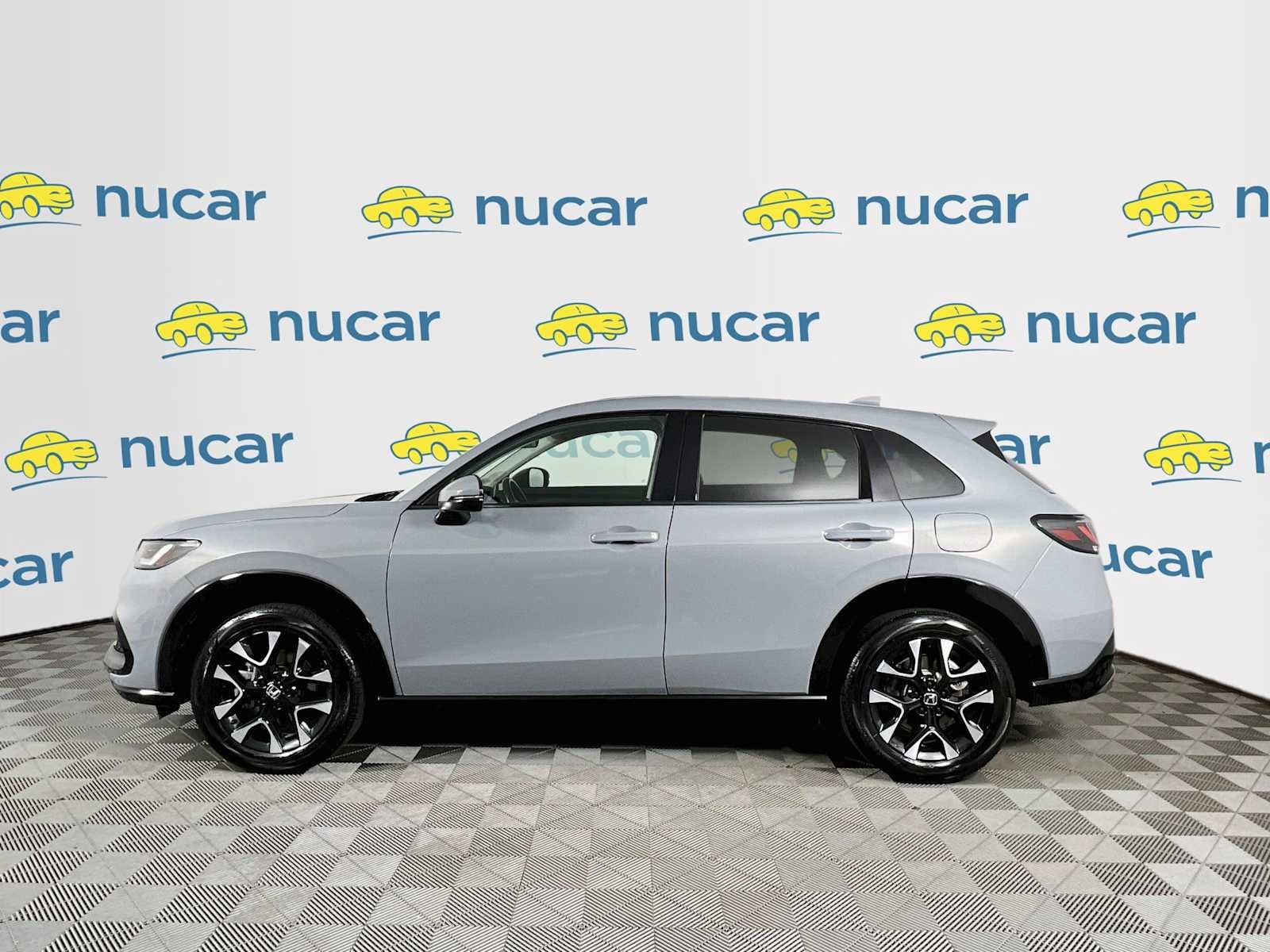 Used 2026 Urban Gray Pearl Honda EX-L image 4