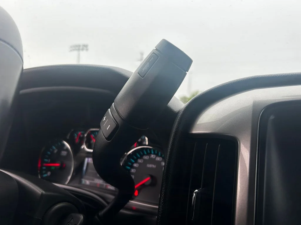 Used 2018 White Chevrolet LT image 24