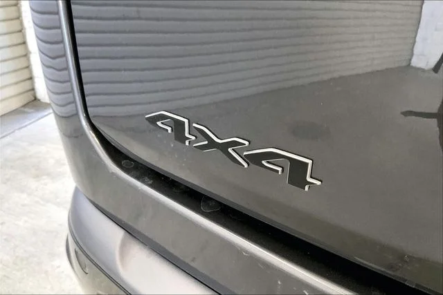 New 2026 Gray Jeep  image 13