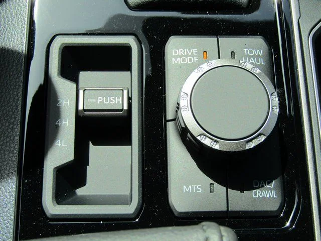 2025 Toyota Tundra SR5 - Photo 21