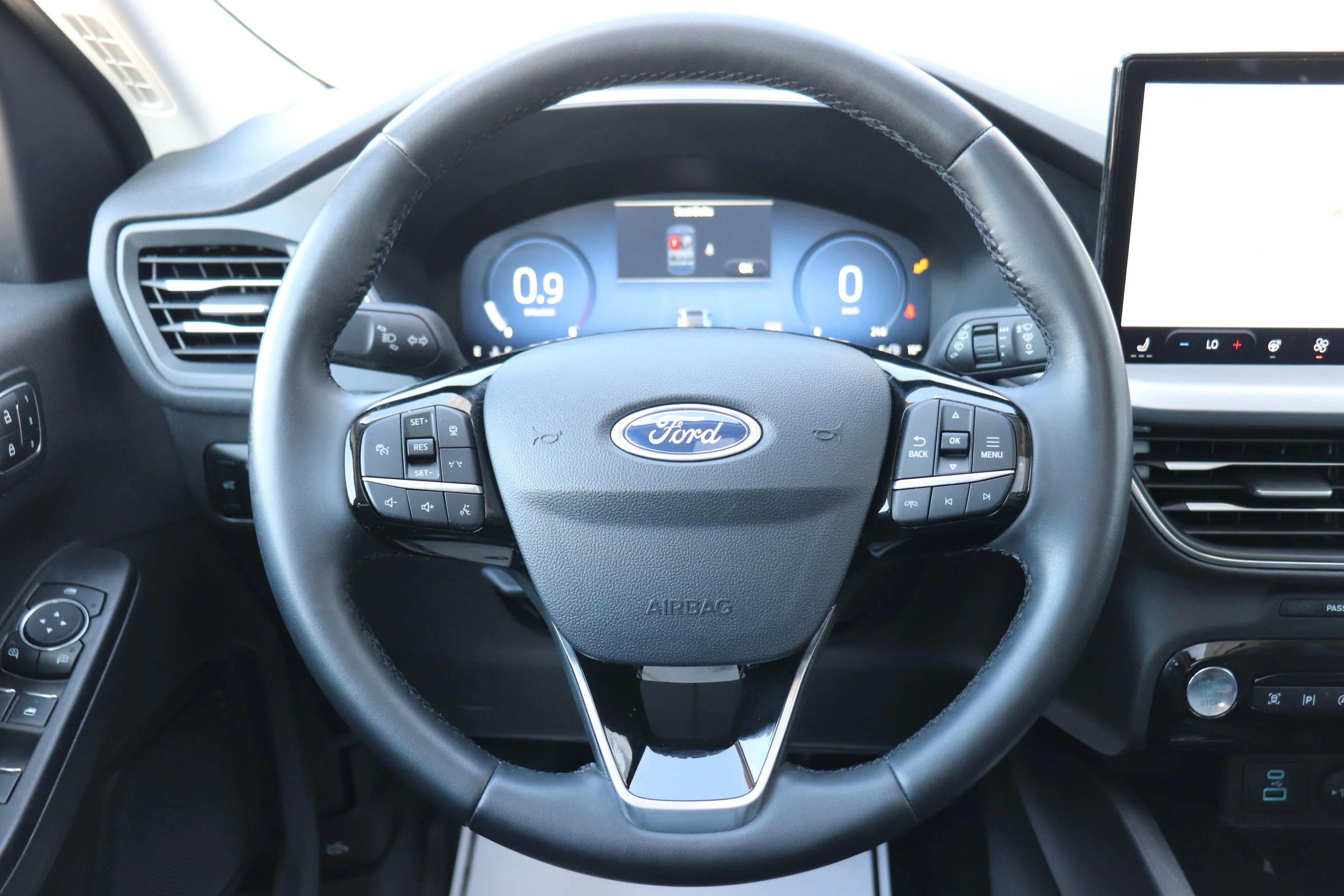 Certified Used 2023 White Ford Platinum AWD image 13