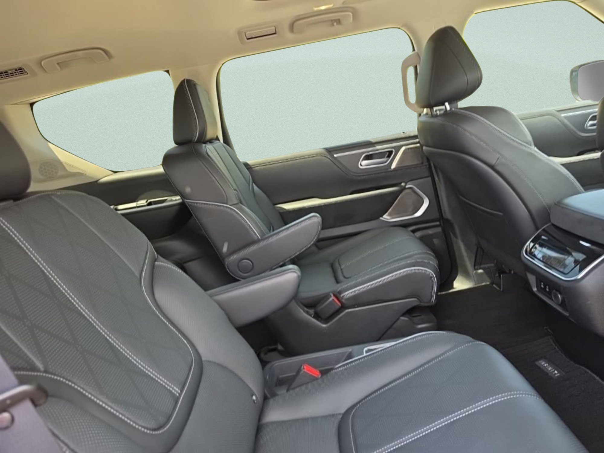 Used 2025 Coulis Red INFINITI SENSORY image 26