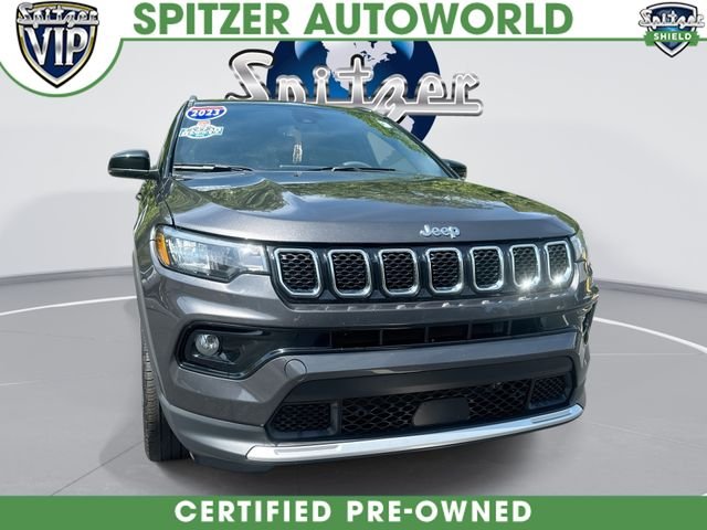 Used 2023 Gray Jeep Limited image 1
