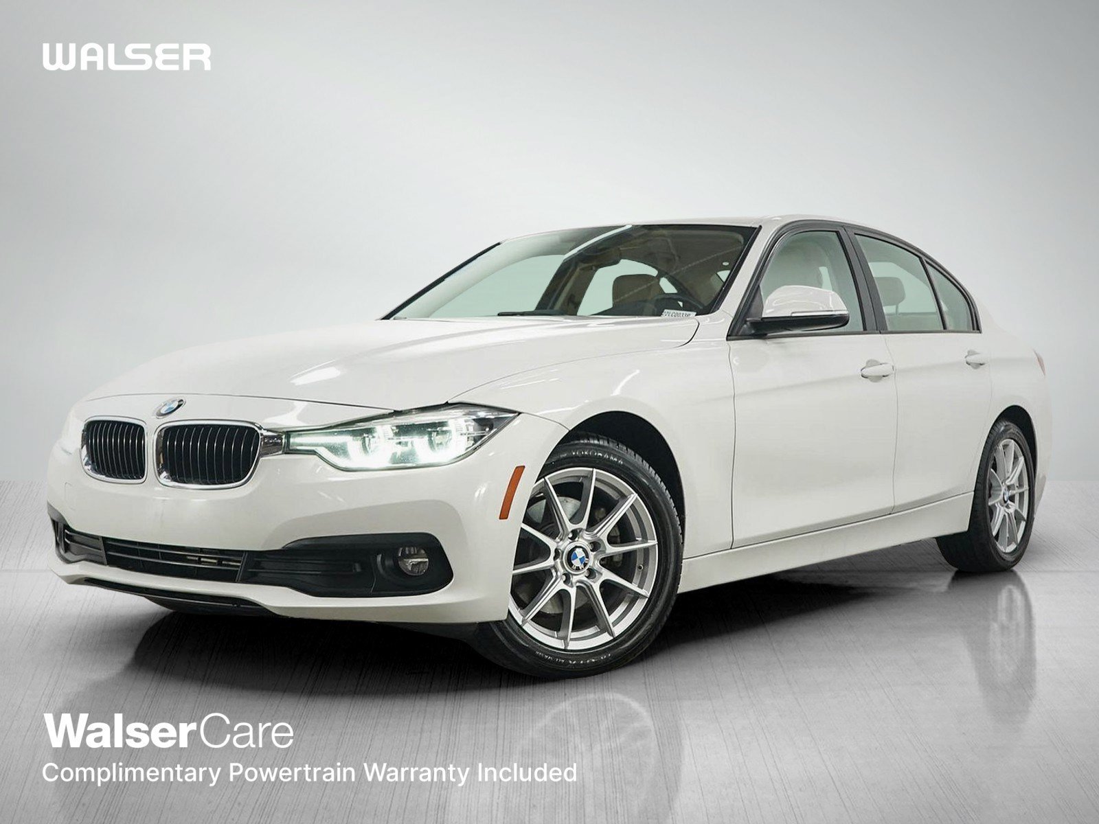Used 2018 Alpine White BMW 320i xDrive image 1