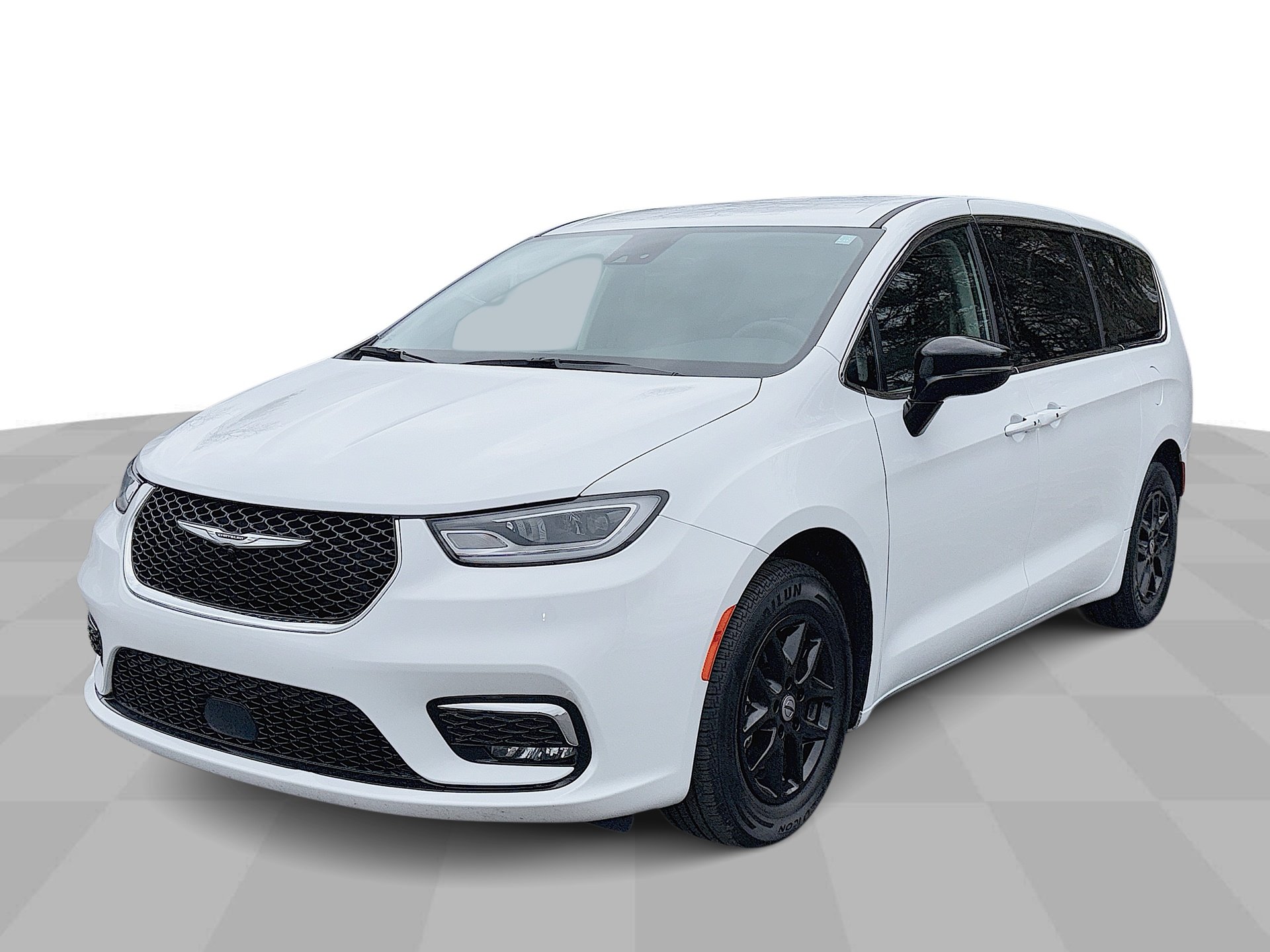 2024 Chrysler Pacifica Touring L's photo