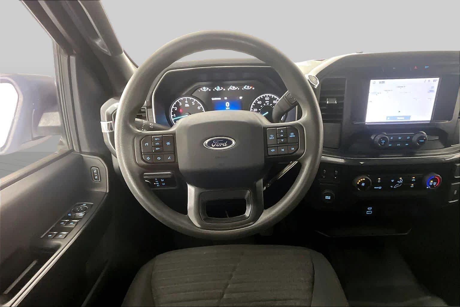 Used 2023 Oxford White Ford XL image 6