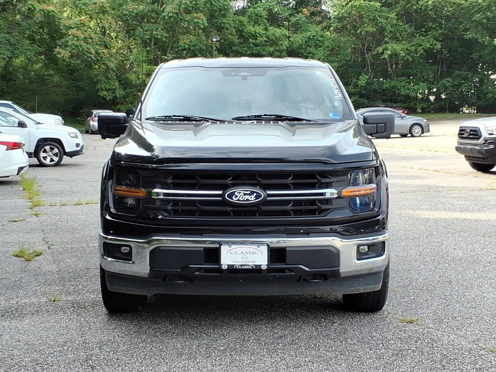 Used 2024 Agate Black Metallic Ford XLT image 2