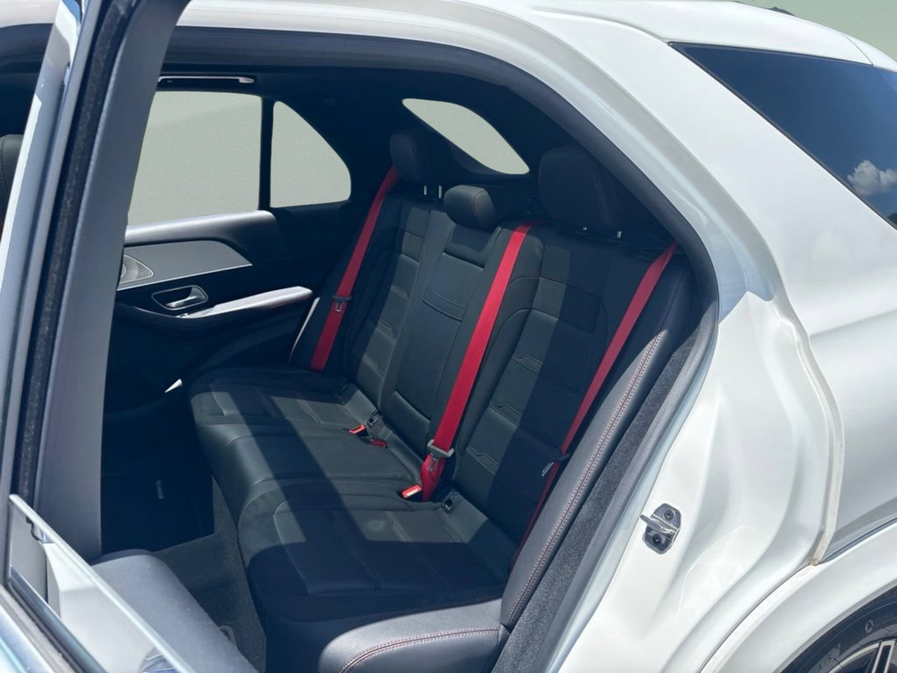 Used 2023 Polar White Mercedes-Benz AMG® GLE 53 image 21