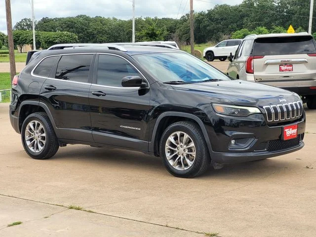Used 2019 Jeep Cherokee Latitude Plus with VIN 1C4PJLLB9KD176504 for sale in Mount Pleasant, TX