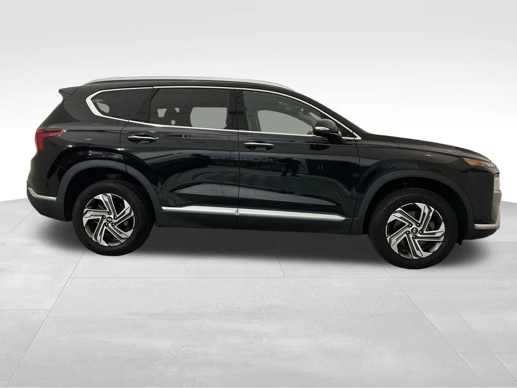 Used 2023 Black Hyundai SEL image 7