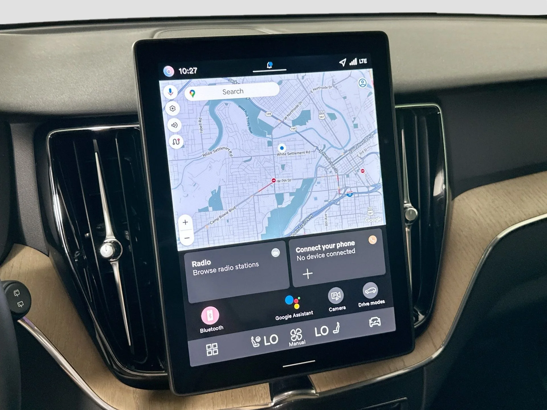 2026 Volvo XC60 Plus - Photo 12