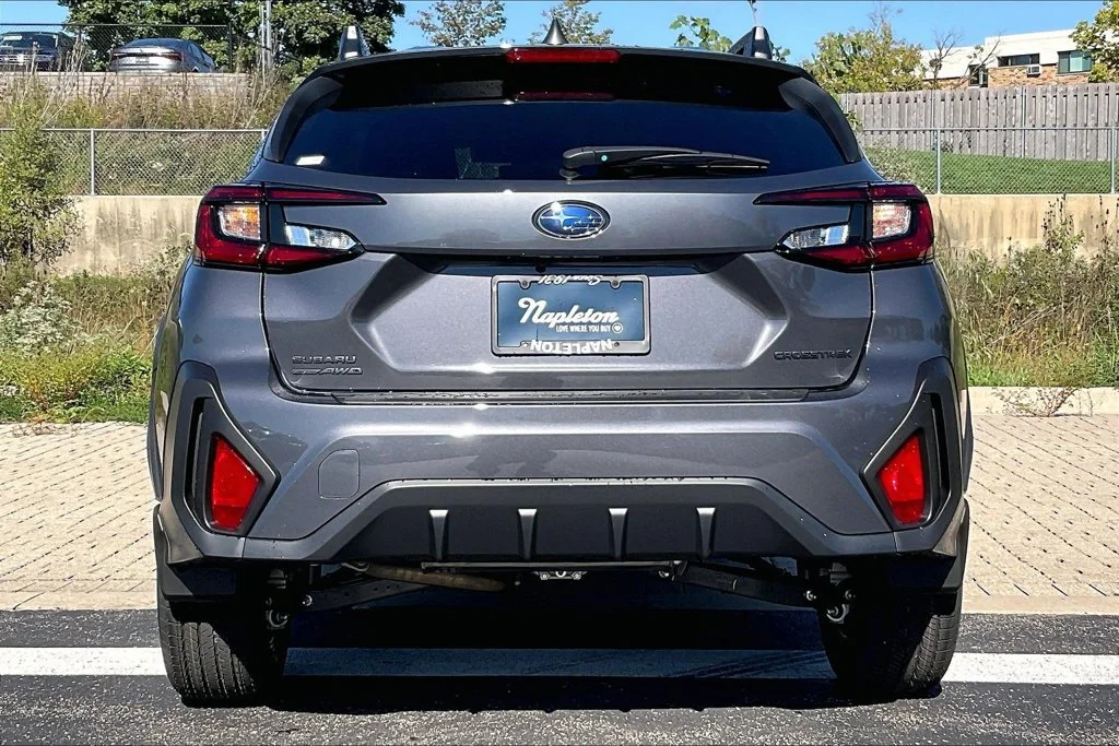 New 2026 MAGNETITE GRAY PEARL Subaru Premium image 4