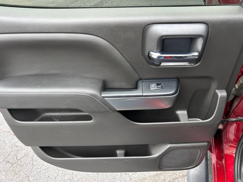 Used 2018 CAJUN RED TINTCOAT Chevrolet LT image 34