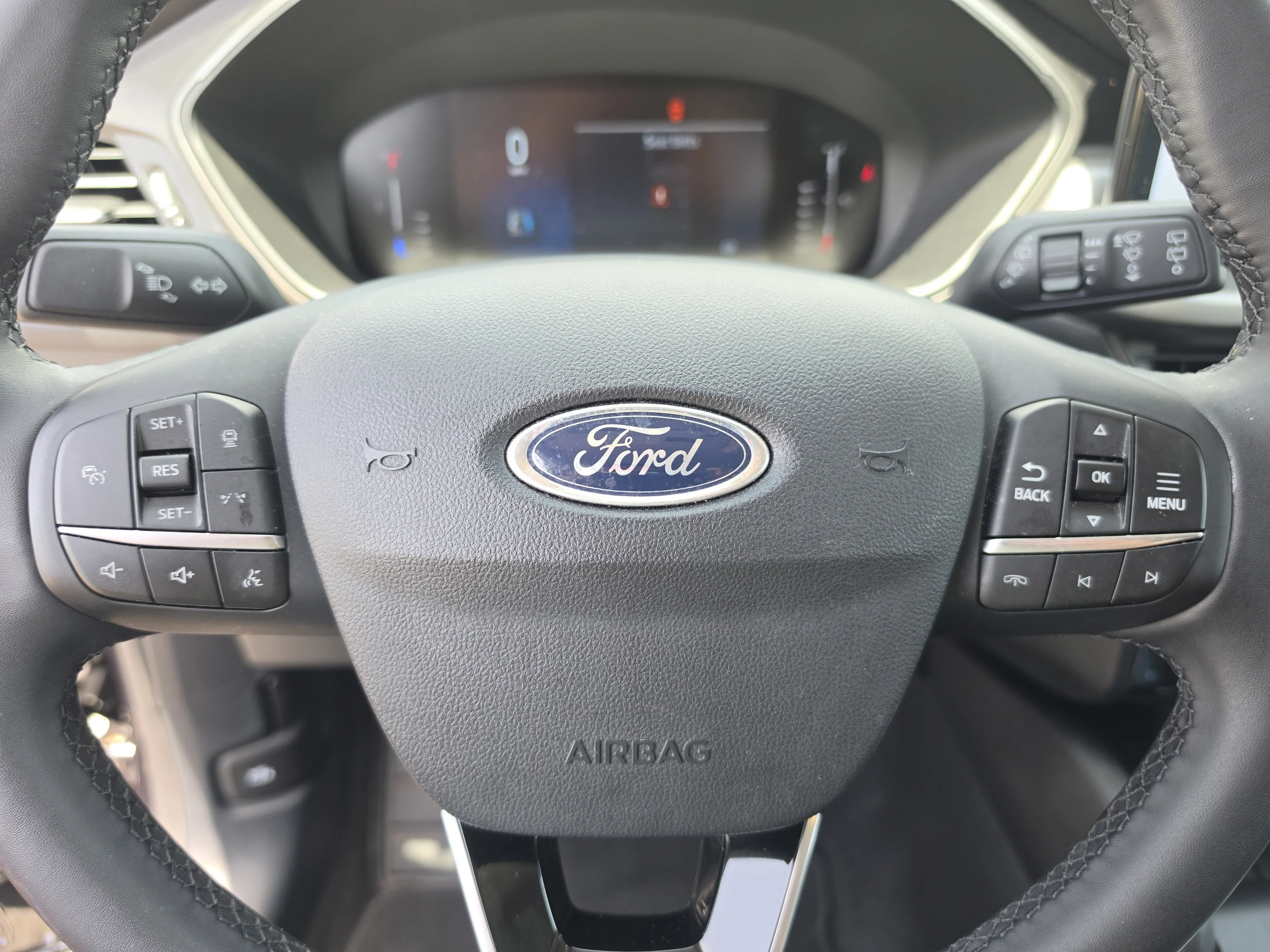 Used 2024 Agate Black Metallic Ford Active image 35