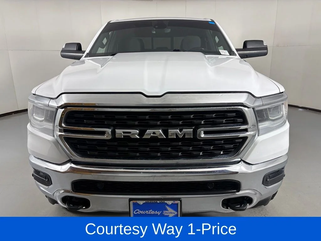 Used 2023 White Ram Big Horn/Lone Star image 4