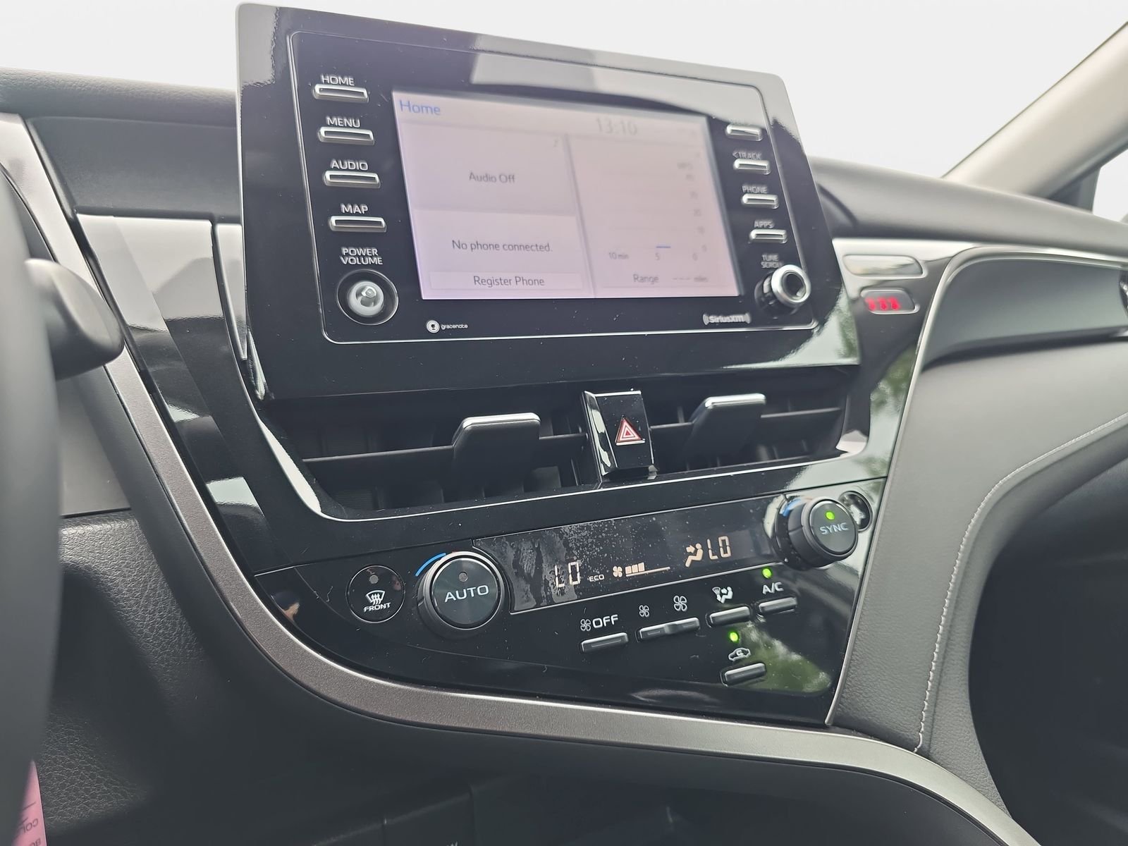 Used 2023 White Toyota SE image 19