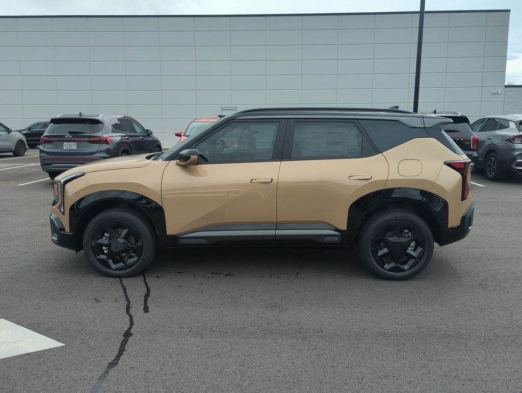 New 2027 Terrain Brown Kia X-Line S image 4