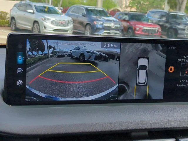 2025 GENESIS GV70 Standard - Photo 18