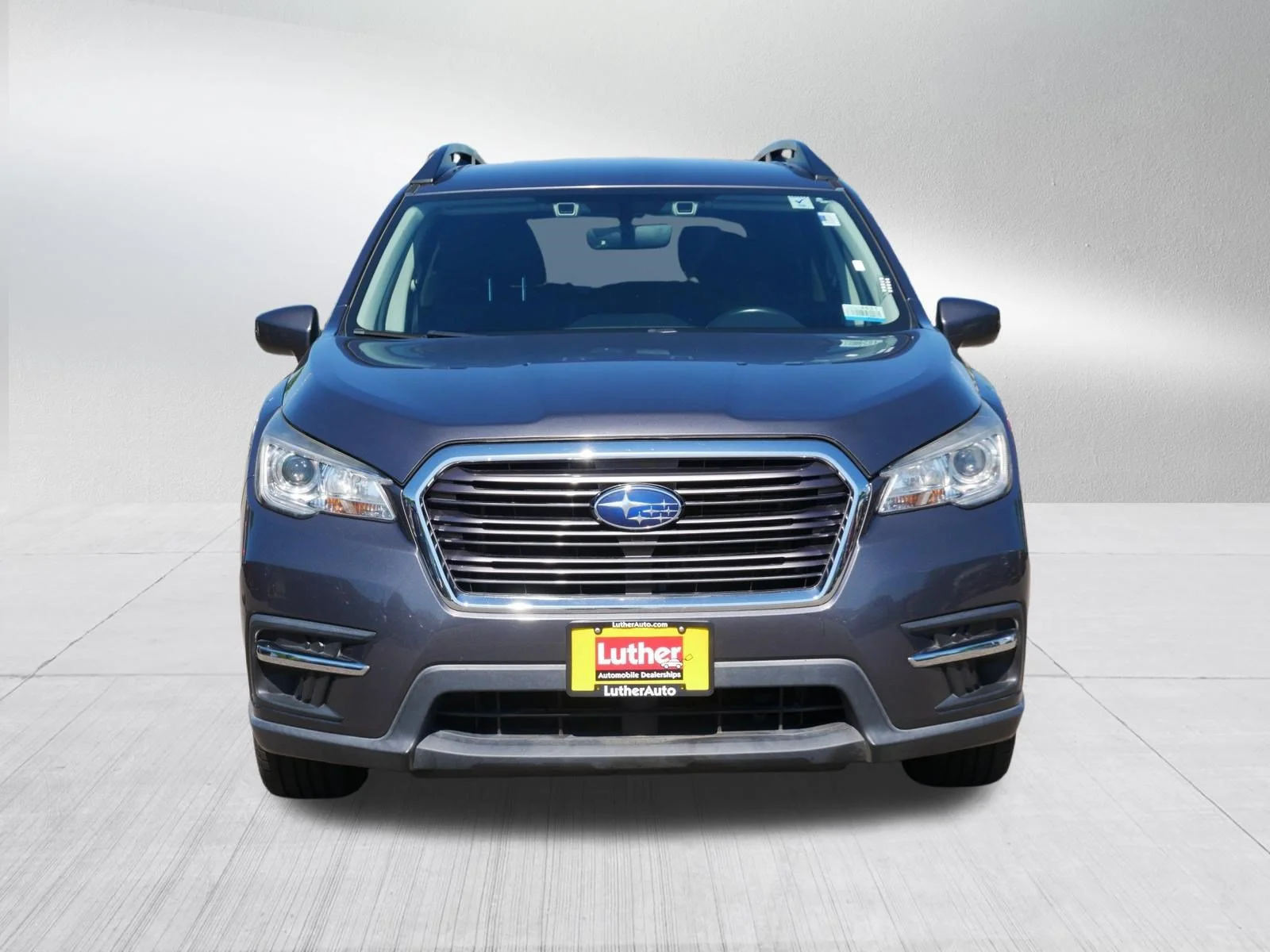 Used 2020 Magnetite Gray Metallic Subaru Premium image 2