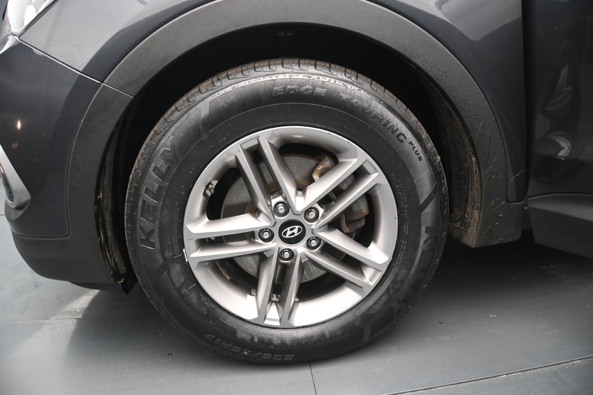Certified Used 2018 Platinum Graphite Hyundai 2.4L Auto image 26