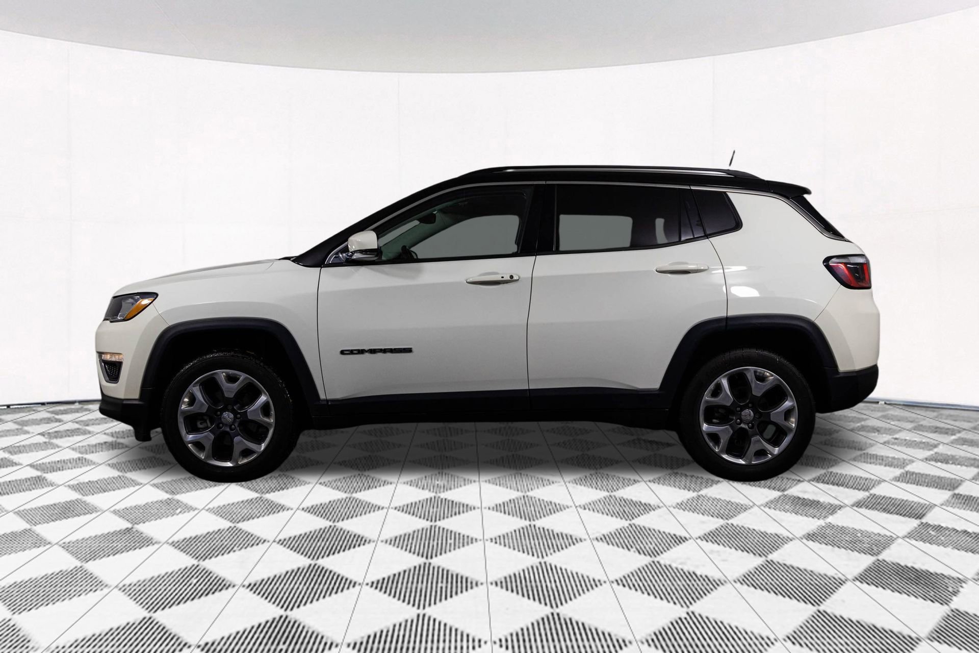 2020 JEEP COMPASS - Image 9