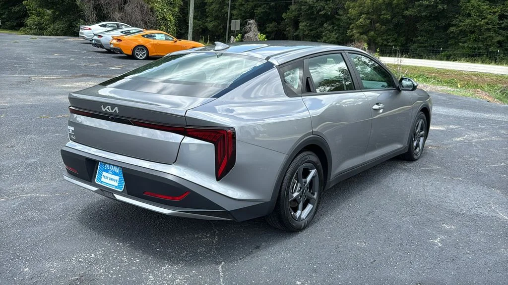Used 2025 Gray Kia LXS image 7