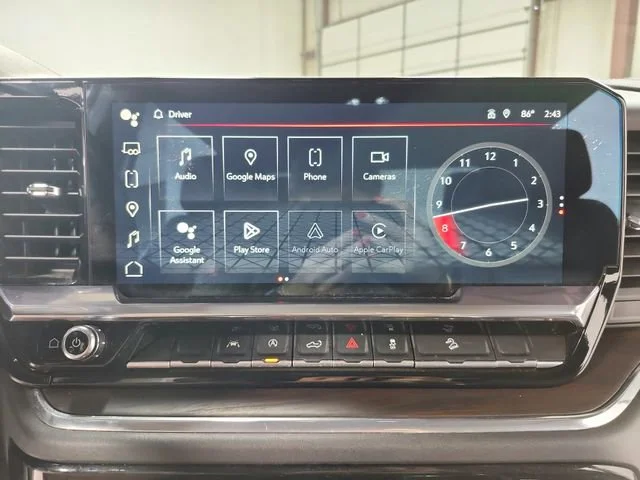 Used 2023 White Frost Tricoat GMC SLT image 32