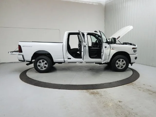 New 2026 White Ram Big Horn image 17