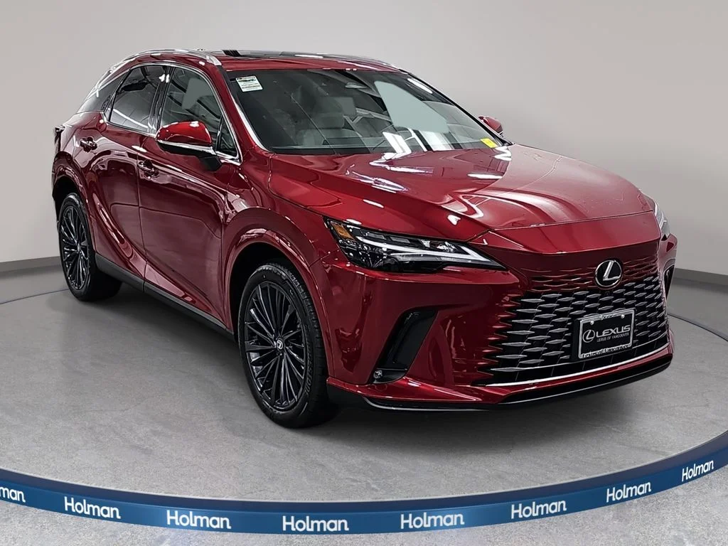 New 2026 Matador Red Mica Lexus PREMIUM image 3