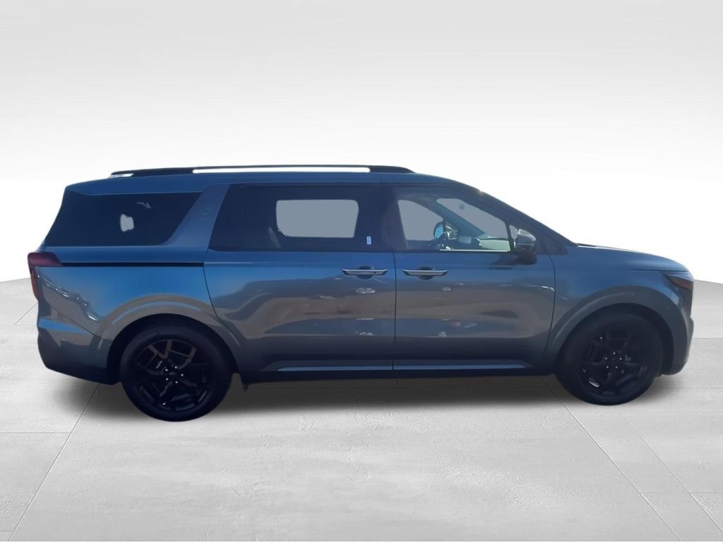 Used 2025 Blue Kia SX Prestige image 9