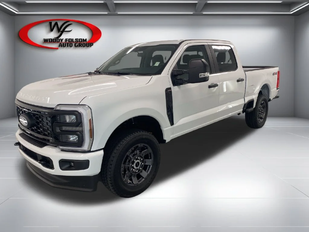 New 2027 White Ford XL image 2