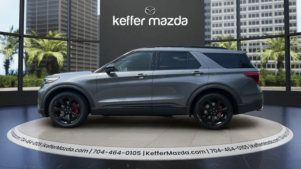 Used 2021 Gray Metallic Ford ST image 4