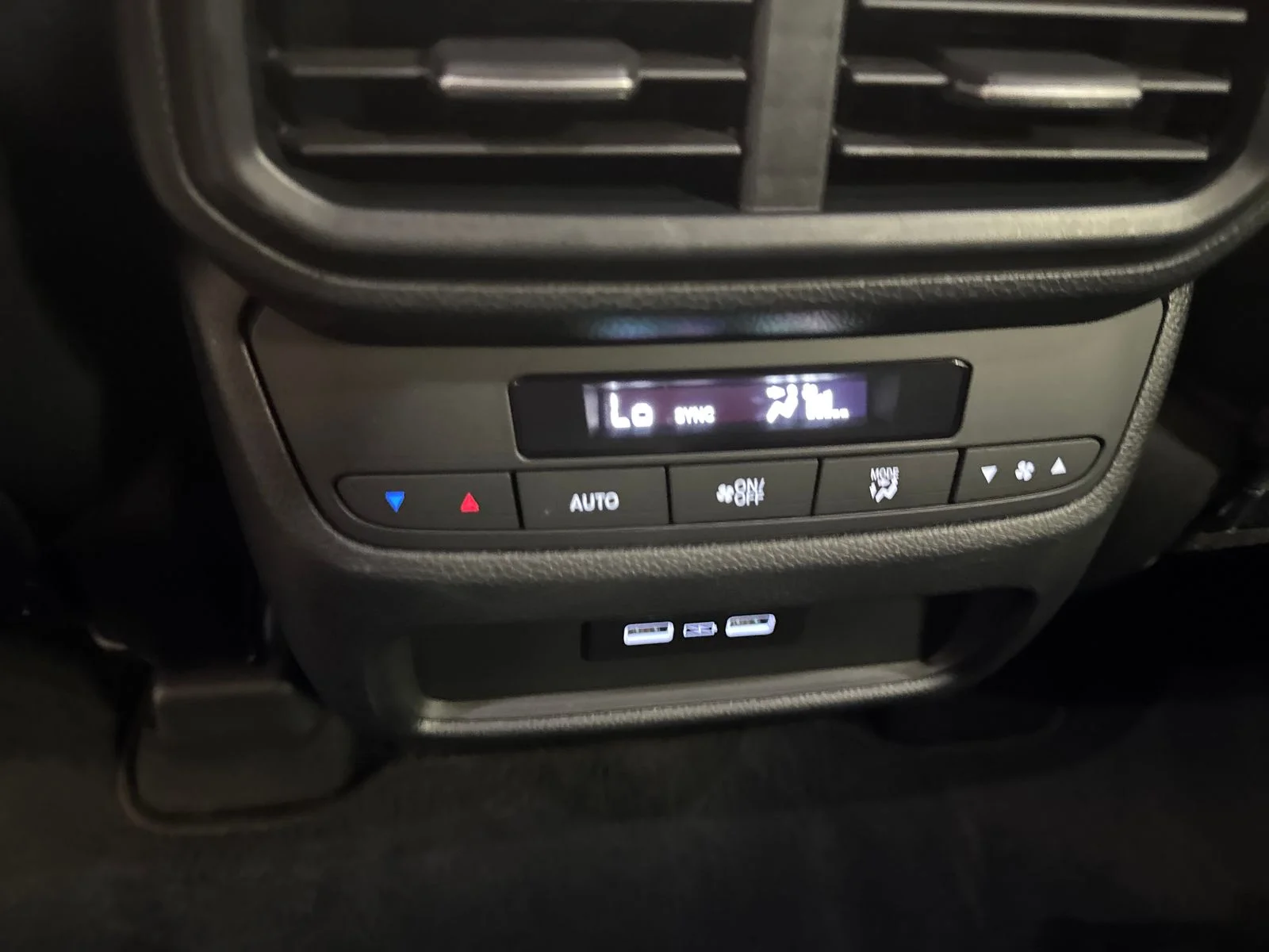 Certified Used 2023 Crystal Black Pearl Honda Touring image 27