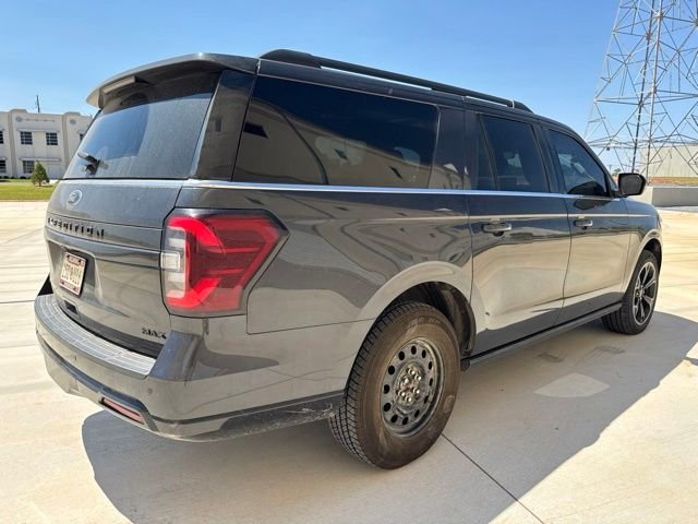 Used 2024 Gray Ford Limited image 5