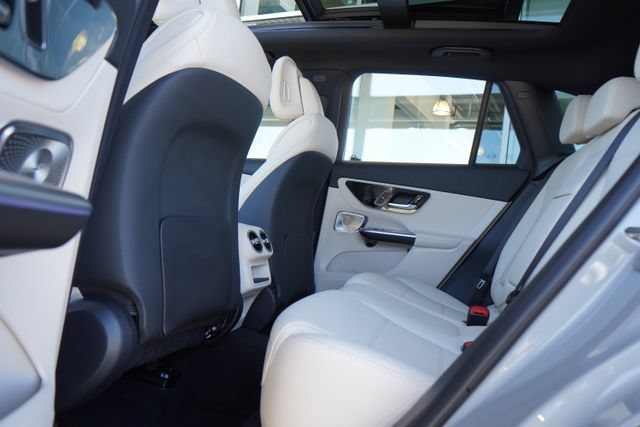 New 2026 MANUFAKTUR Alpine Grey Mercedes-Benz GLC 300 image 64