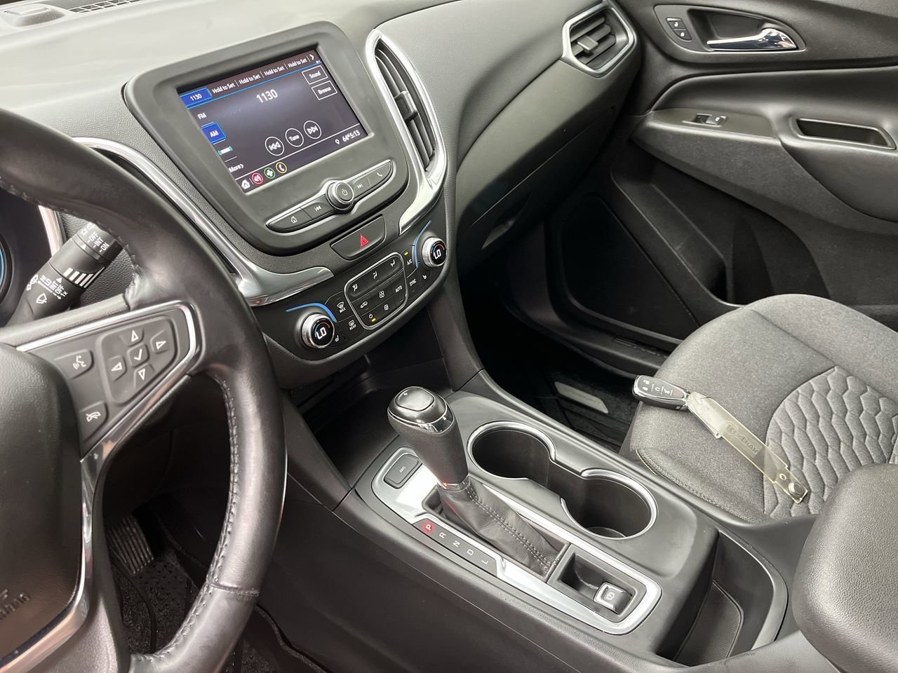 2020 Chevrolet Equinox LT - Photo 16
