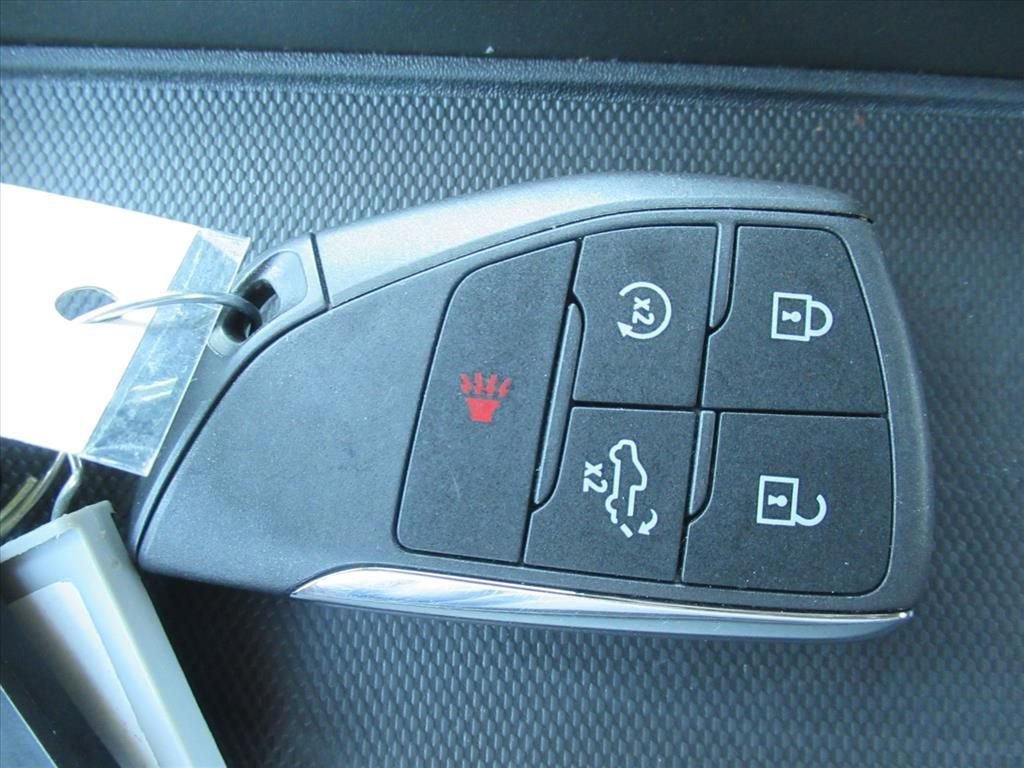 Used 2026 Sterling Metallic GMC SLT image 28