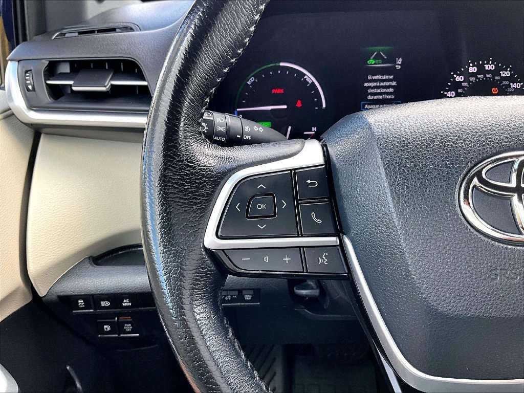 Used 2022  Toyota XLE image 24