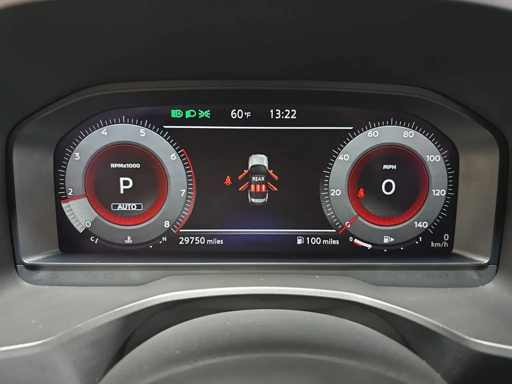 Used 2023 Gray Nissan Platinum image 19