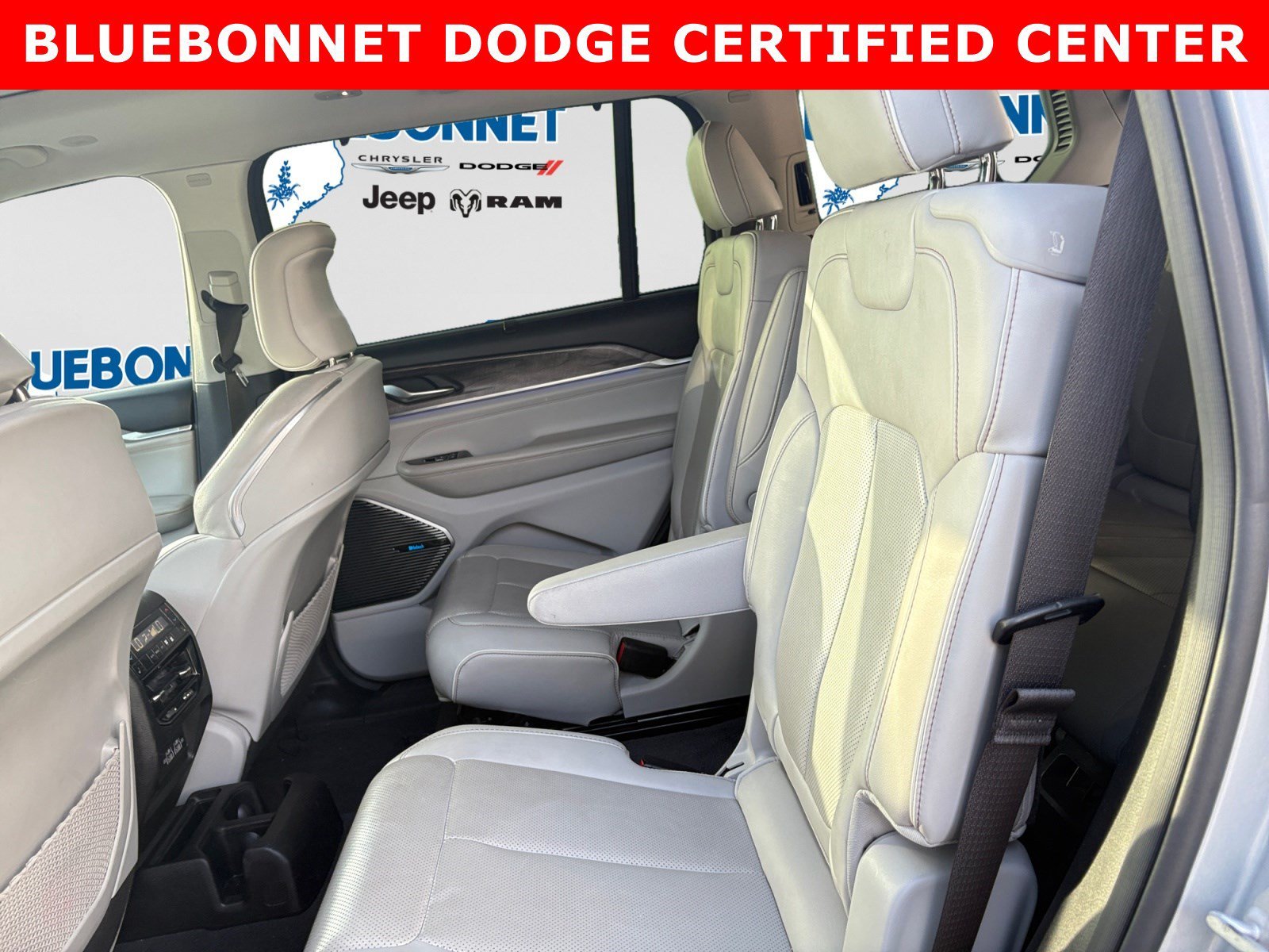 Certified Used 2022 Silver Zynith Jeep Overland image 21